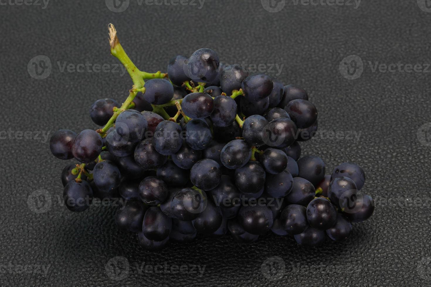 uva roja dulce madura fresca foto