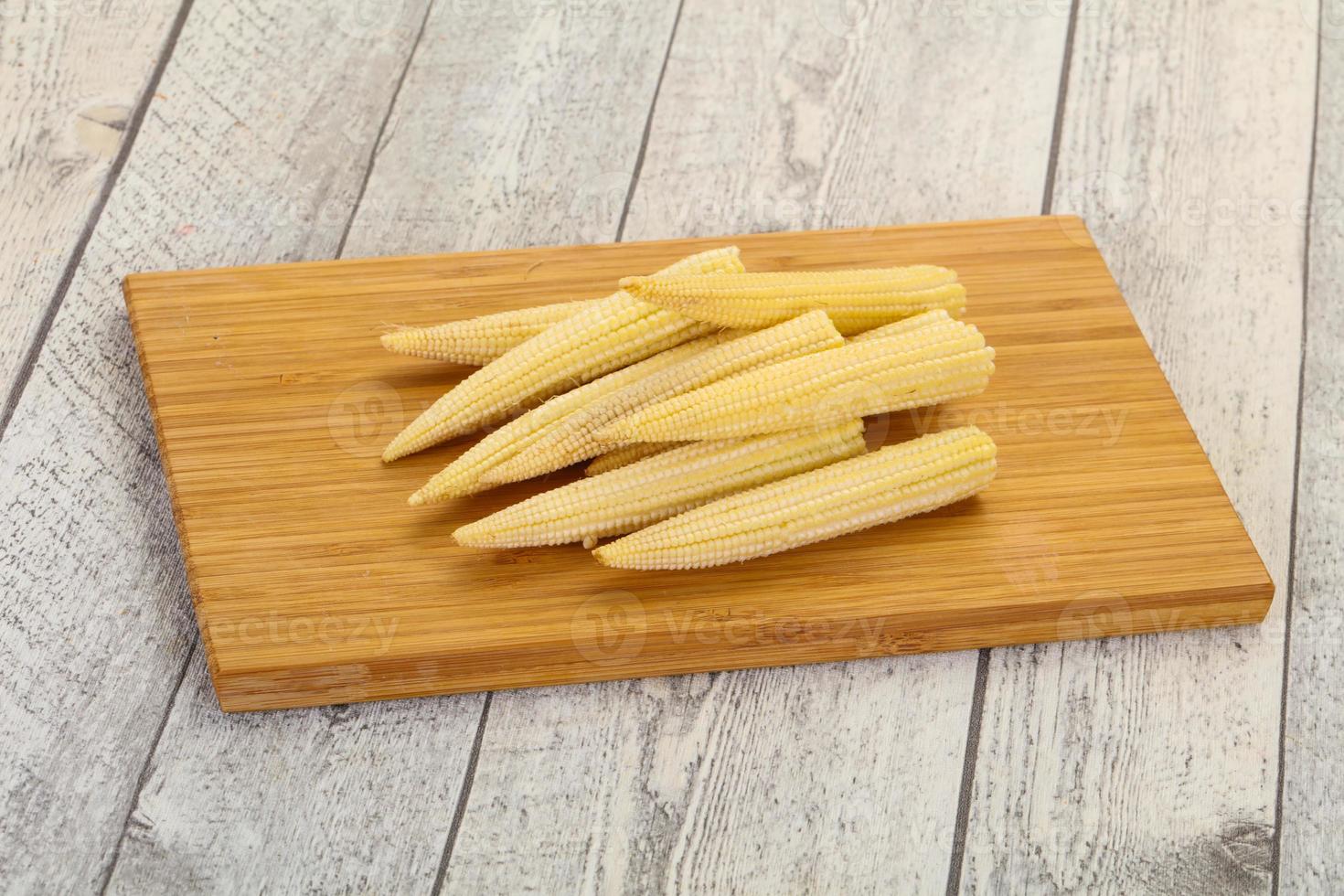 Raw baby corn photo