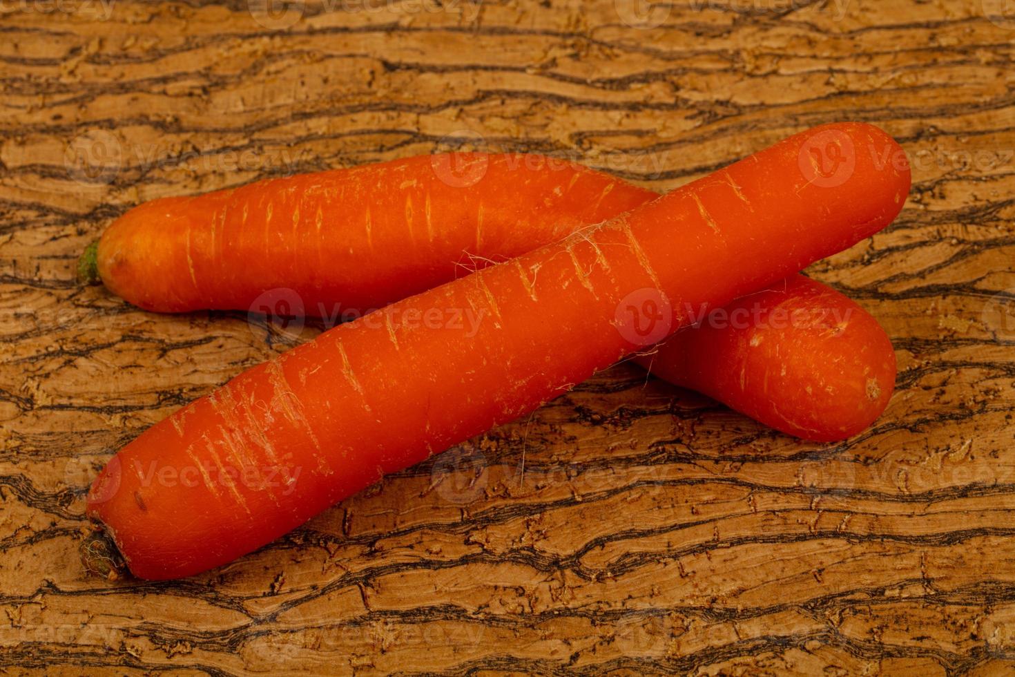 dos zanahorias maduras foto