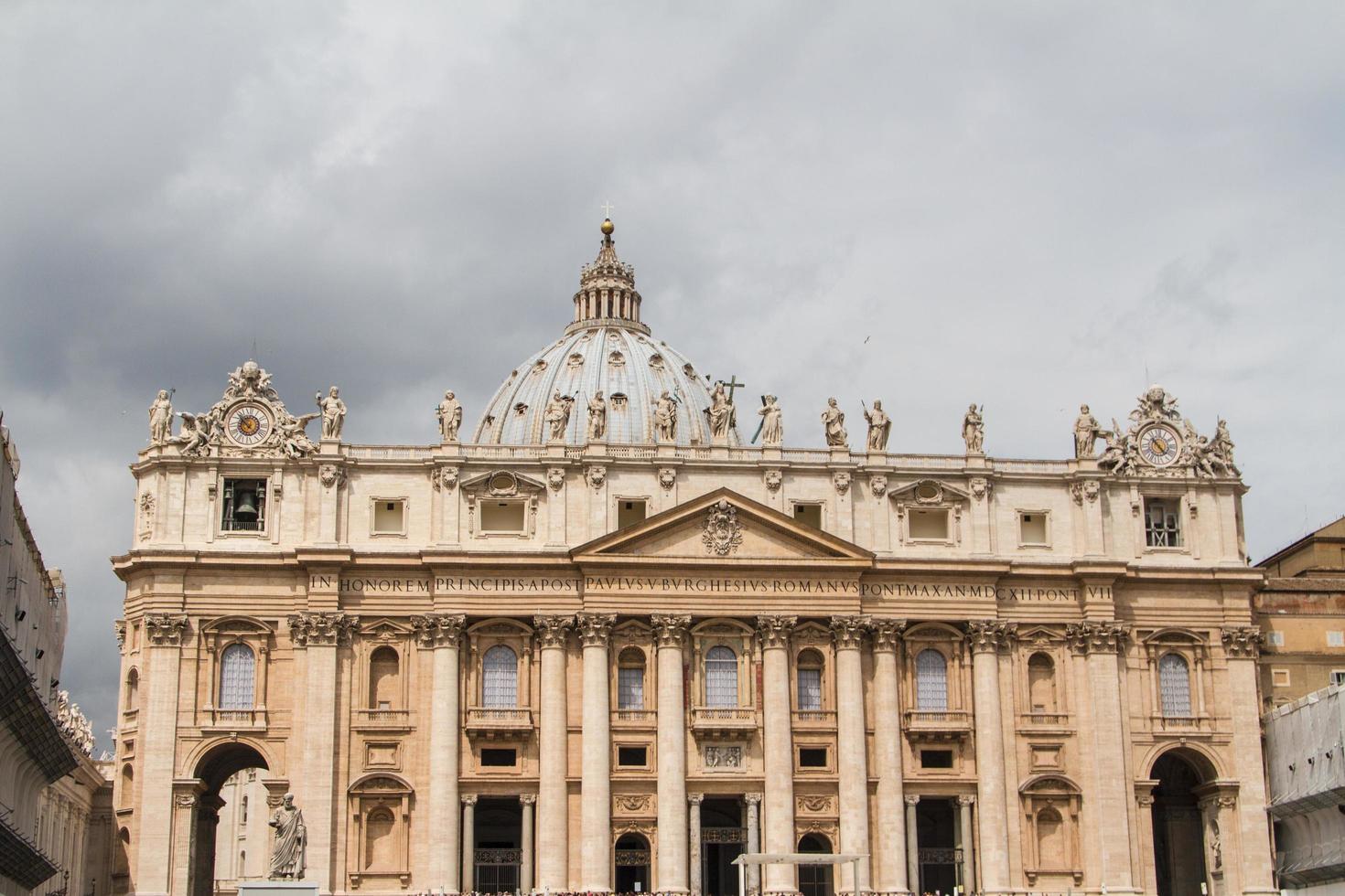 basílica de san pietro, roma, italia foto