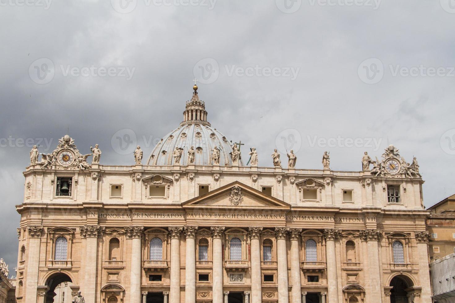 basílica de san pietro, roma, italia foto