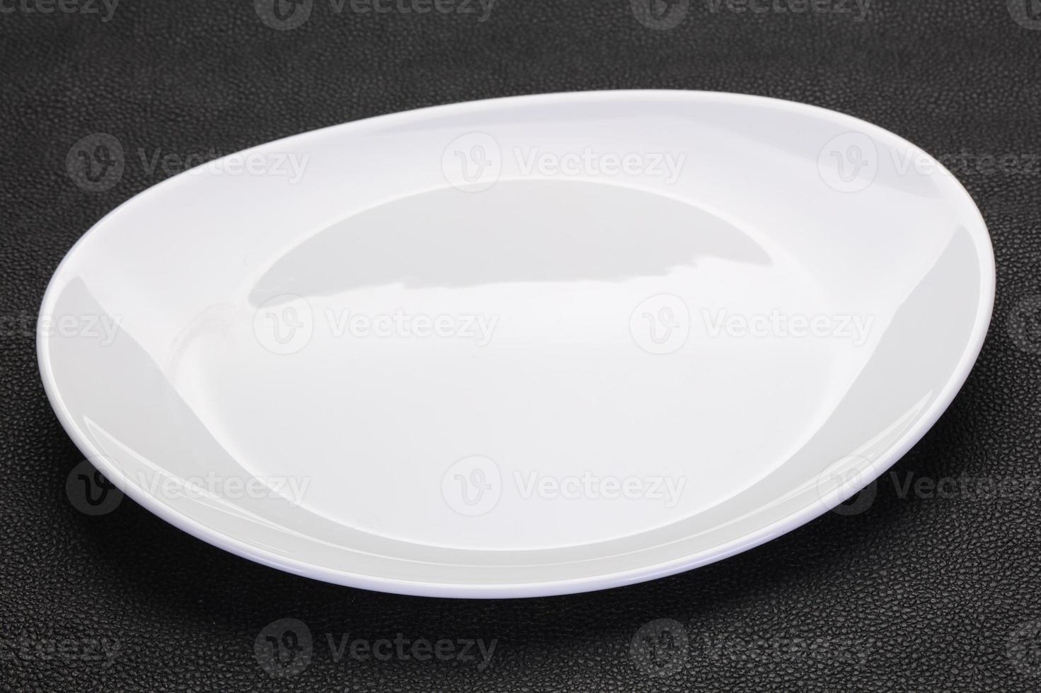 plato blanco vacio foto