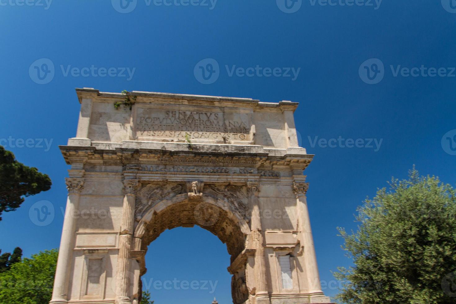 Roman ruins in Rome, Forum photo