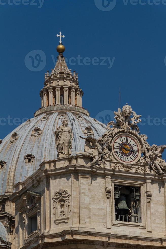 Basilica di San Pietro, Vatican City, Rome, Italy photo