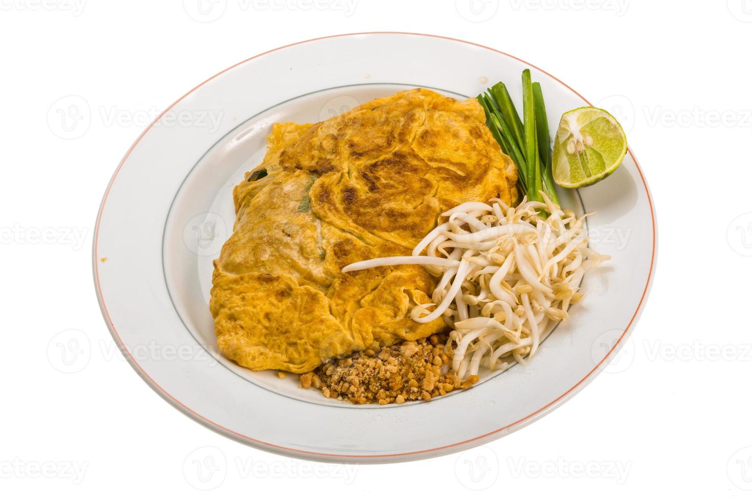 Thai omelette with shrimps photo