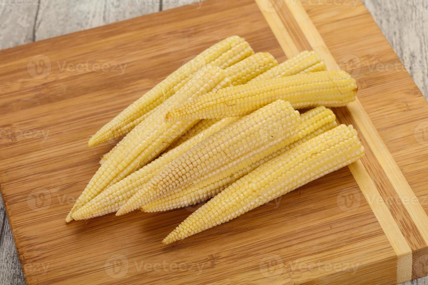 Raw baby corn photo