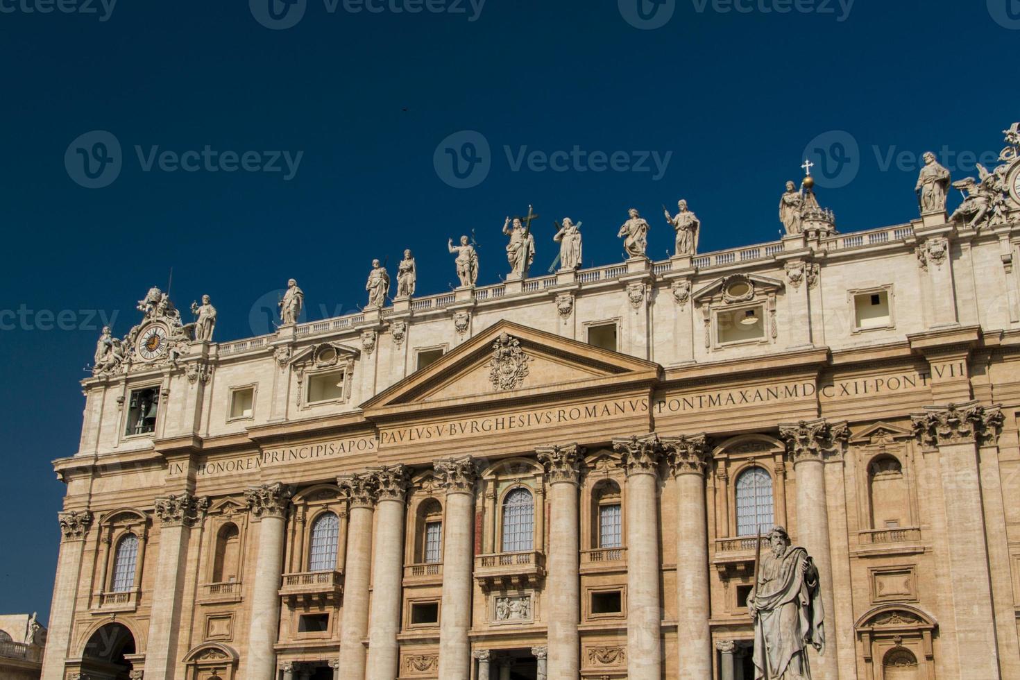 Basilica di San Pietro, Vatican, Rome, Italy photo