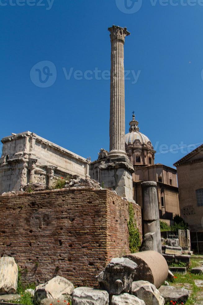 Roman ruins in Rome, Forum photo