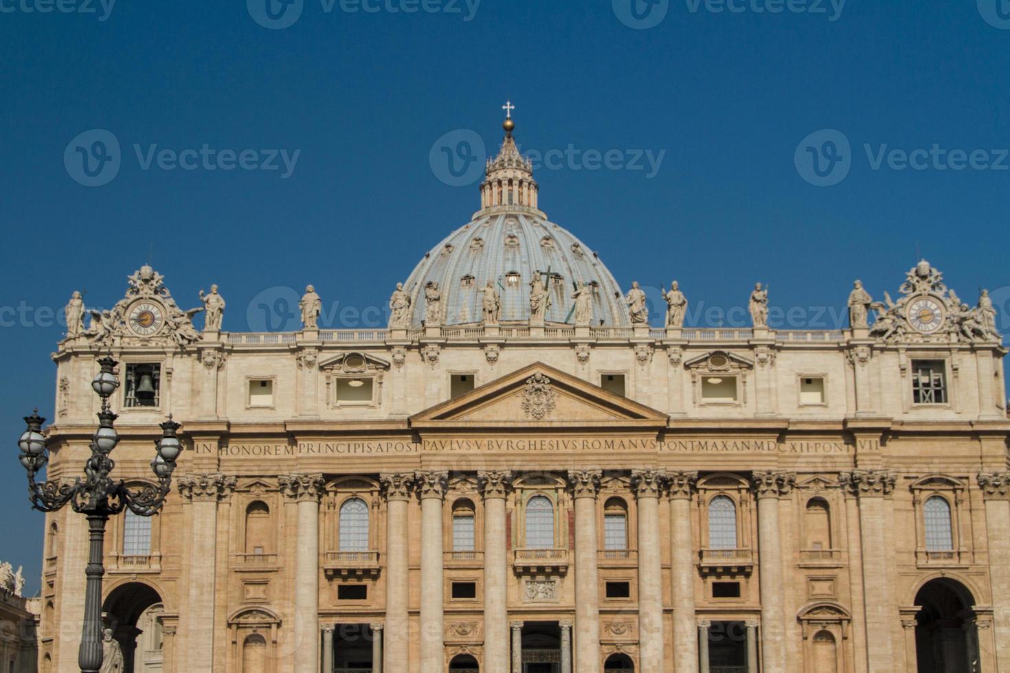 basílica de san pietro, vaticano, roma, italia foto