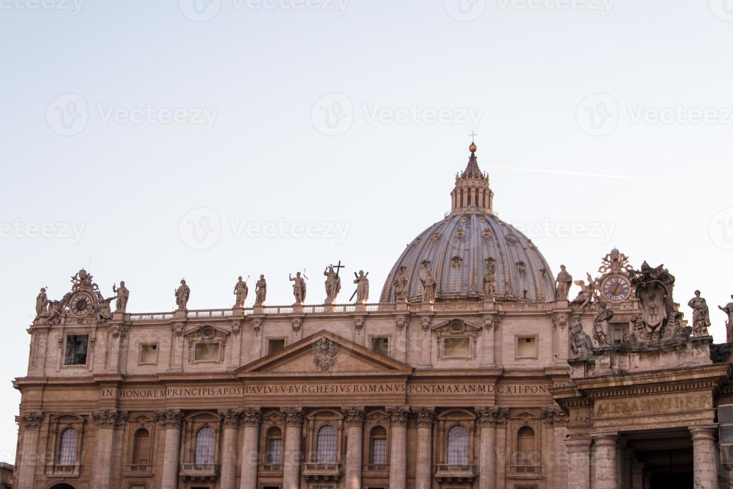 Basilica di San Pietro, Vatican, Rome, Italy photo