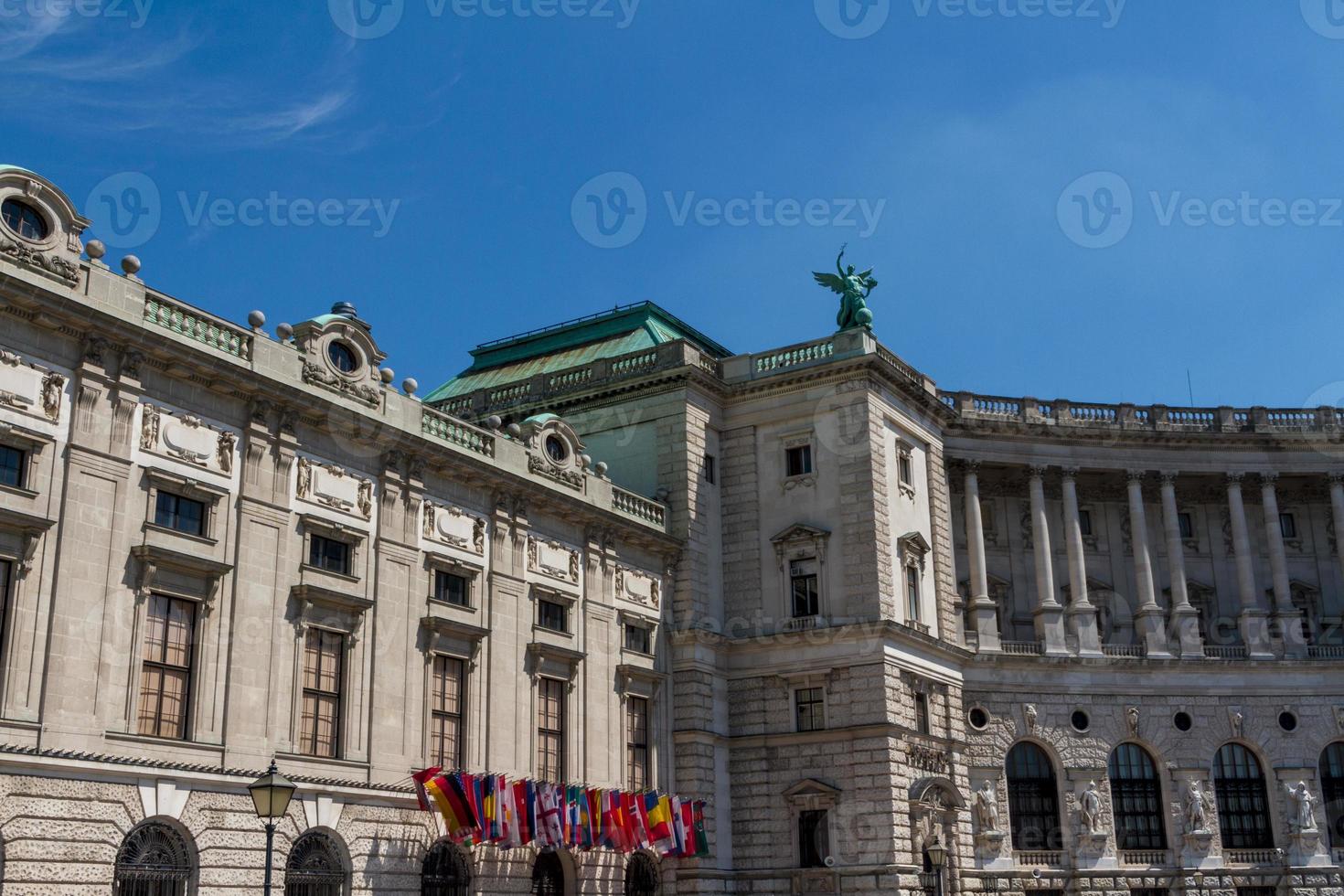 Heldenplatz en el complejo de Hofburg, Viena, Austria foto