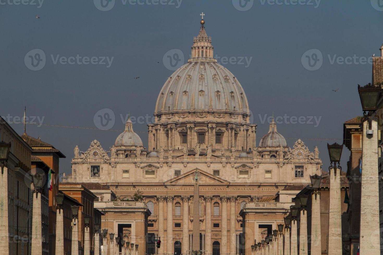 Basilica di San Pietro, Vatican, Rome, Italy photo