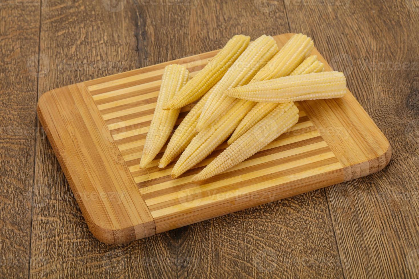 Raw baby corn photo