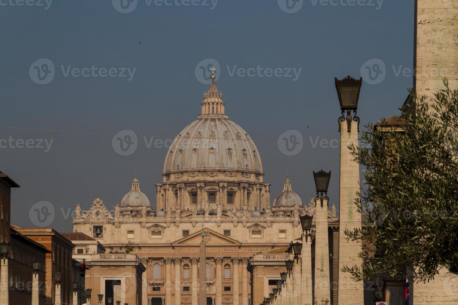 basílica de san pietro, vaticano, roma, italia foto