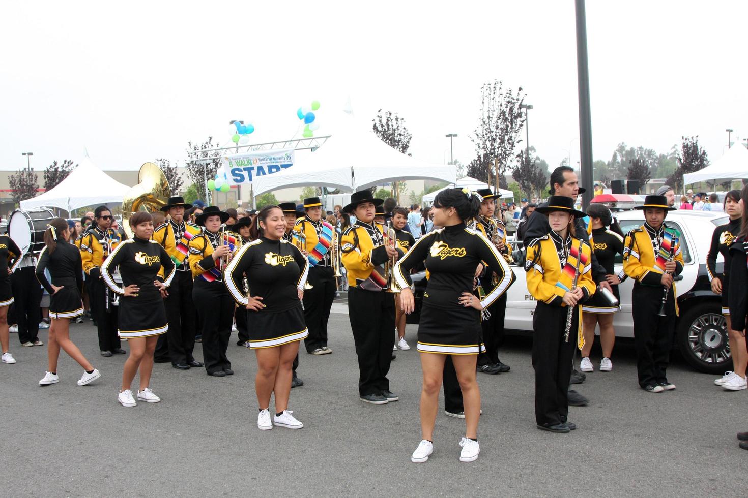 LOS ANGELES  OCT 16 - Atmosphere at the Habitat for Humanity San Fernando Santa Clarita Valleys American Dream Walk at Pacoima Plaza on October 16, 2010 in Pacoima, CA photo