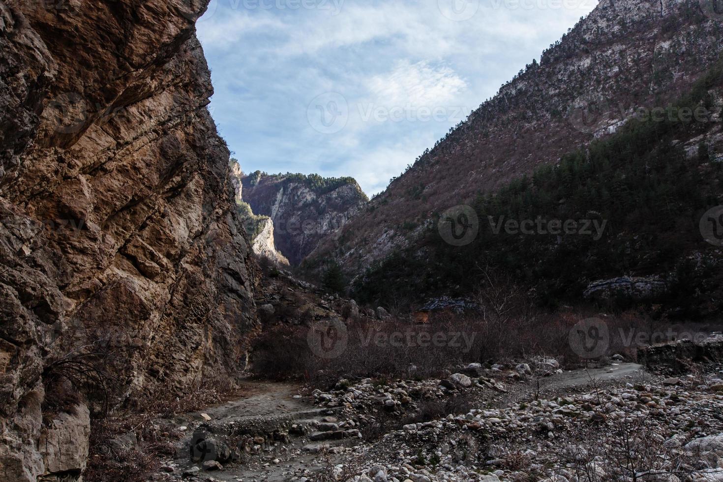 garganta de Karabaj. atractivos naturales en daguestán. Rusia foto