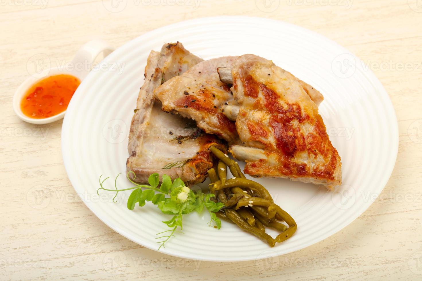 Roasted spare ribs photo