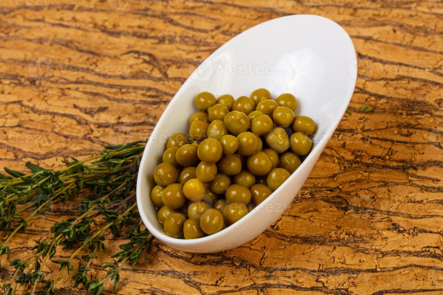 Marinated green peas photo