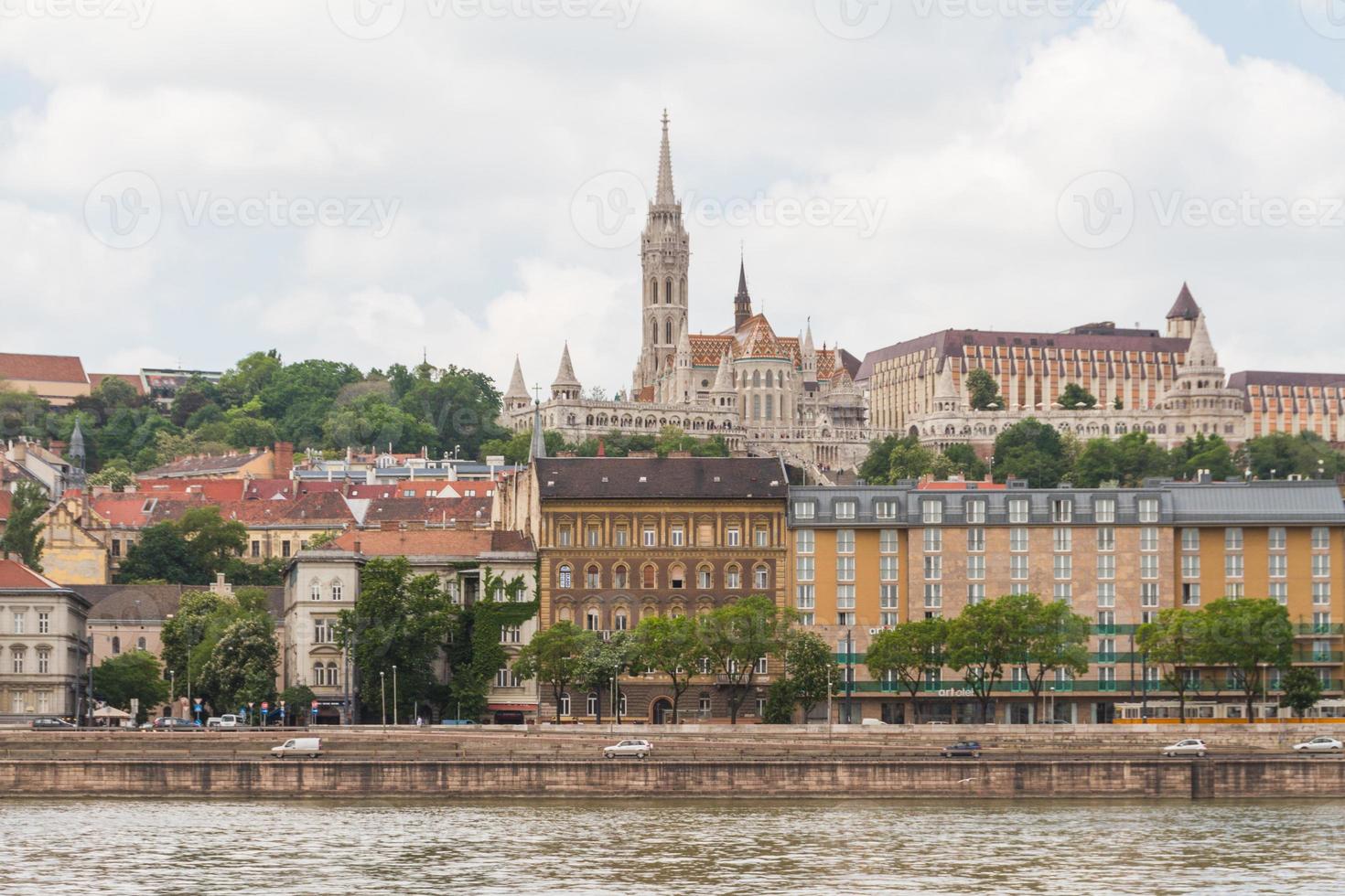 iglesia matthias en budapest, hungría foto