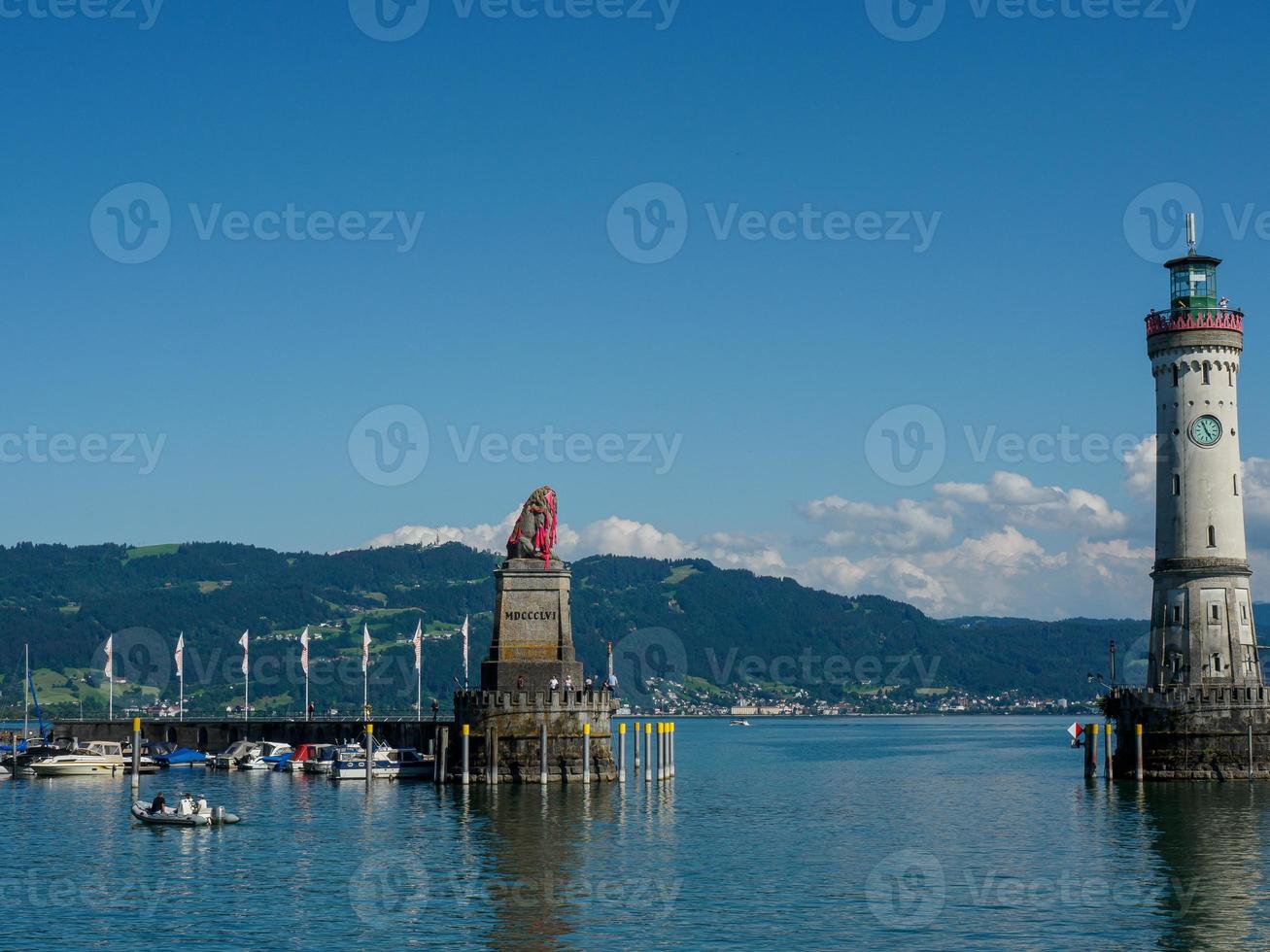 la ciudad de lindau en el lago de constanza foto