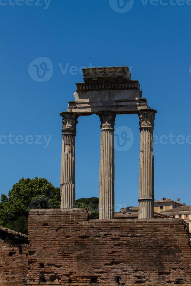 ruinas romanas en roma, foro foto