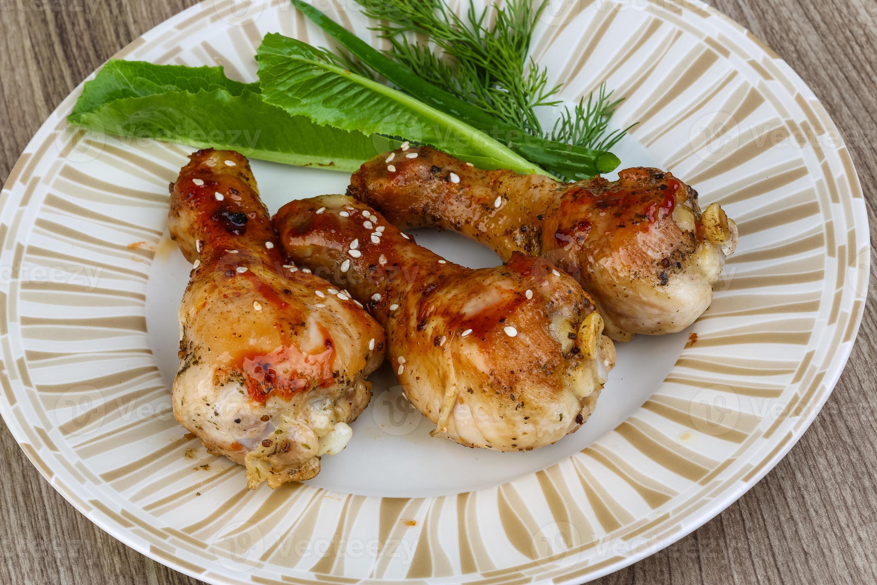 Grilled chicken legs 8584446 Stock Photo at Vecteezy