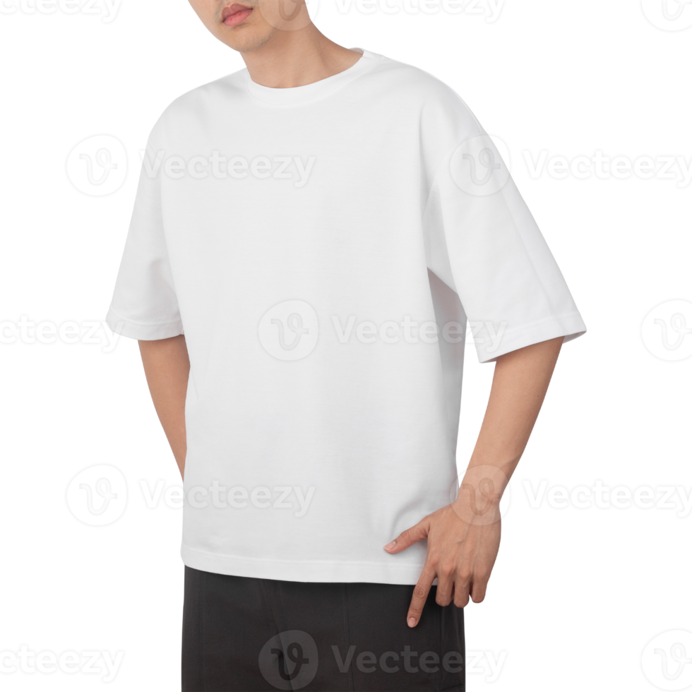 uomo in mockup di t-shirt oversize bianca, modello di progettazione png