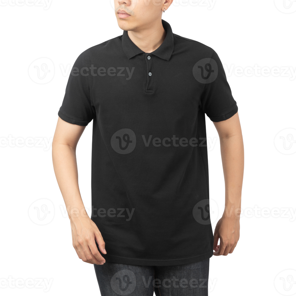 homem na maquete de camiseta polo preta, modelo de design png