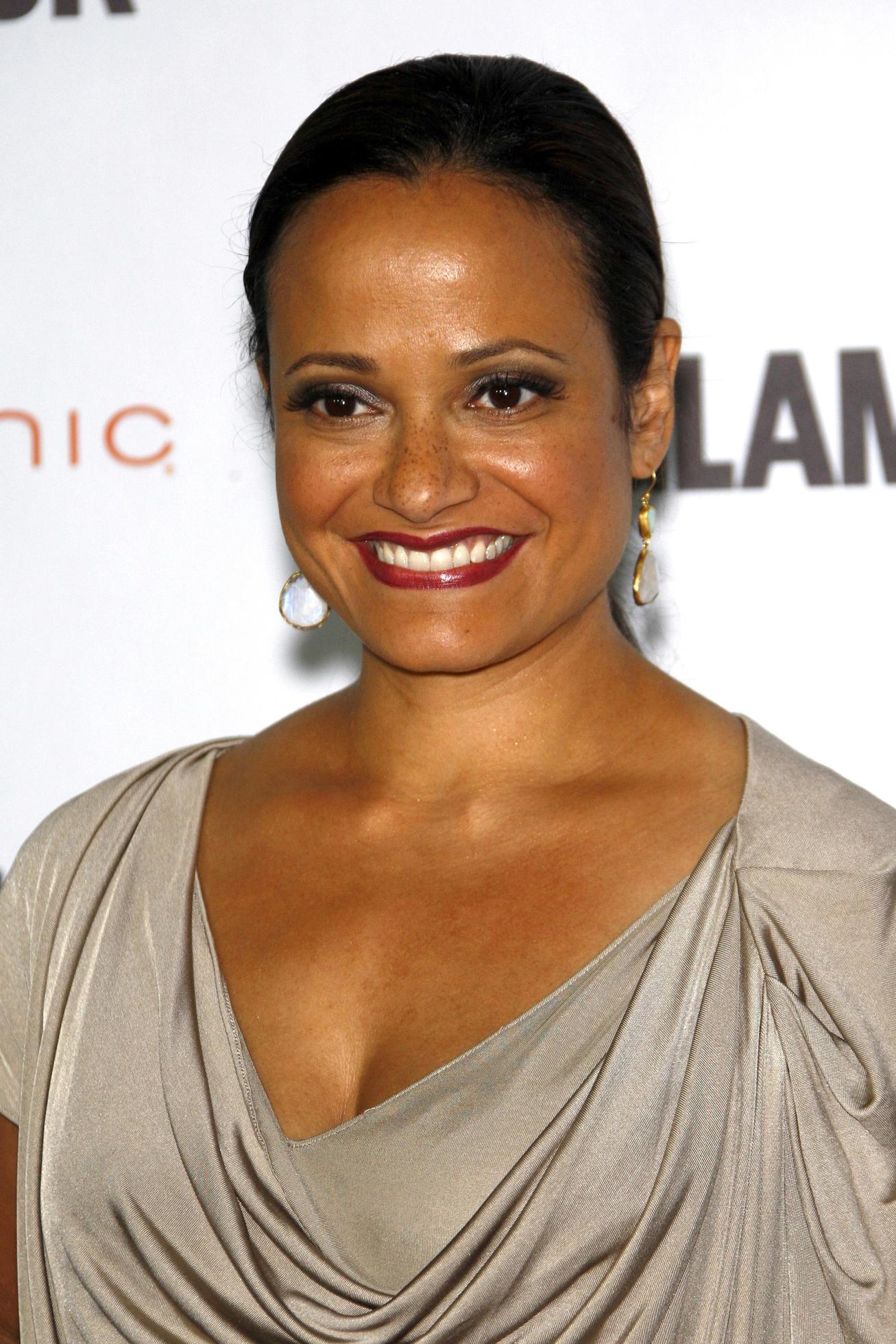 LOS ANGELES, OCT 24 - Judy Reyes arrives at the 2011 Glamour Reel