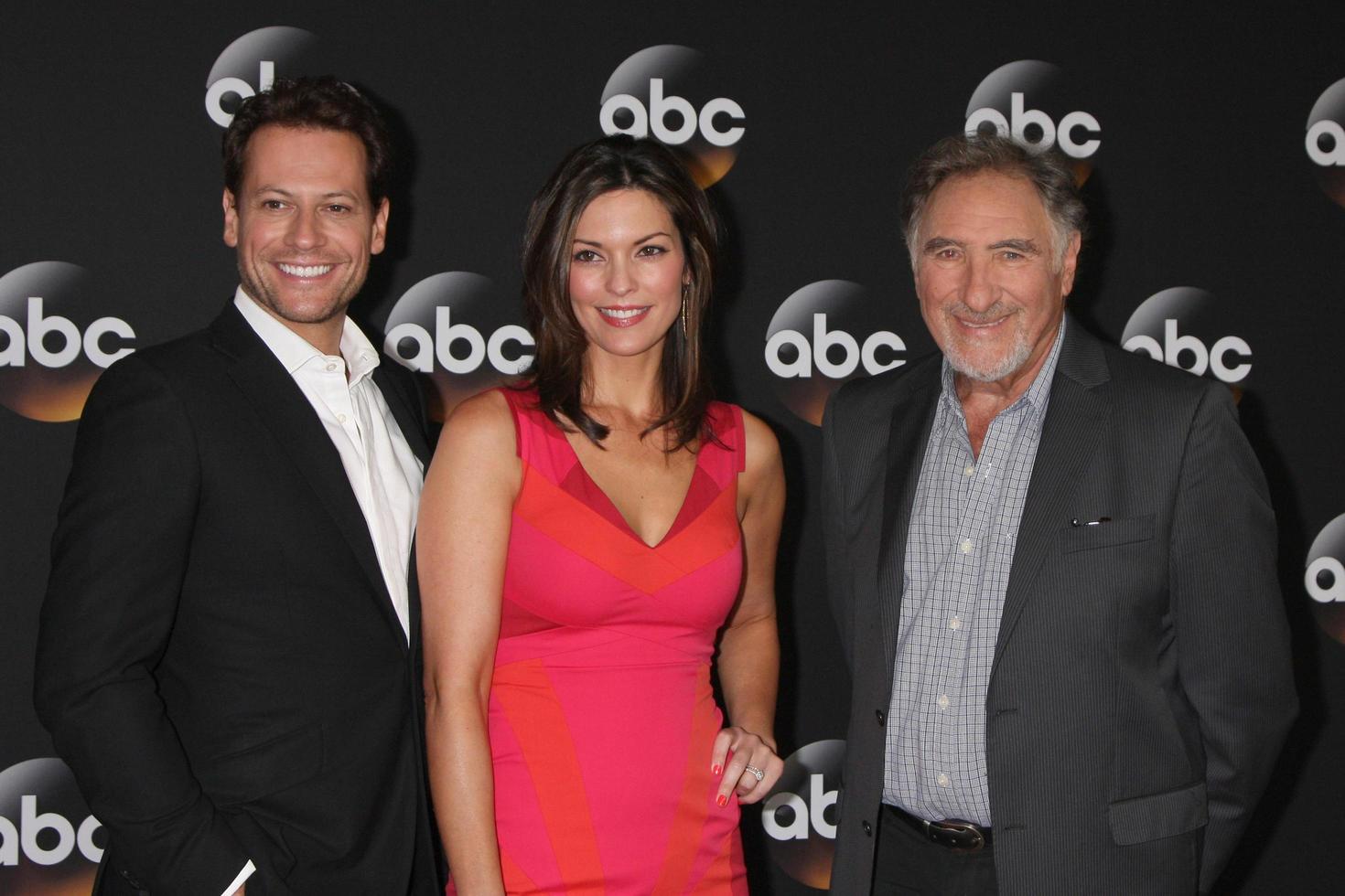 LOS ANGELES, JUL 15 -  Ioan Gruffudd, Alana De La Garza, Judd Hirsch at the ABC July 2014 TCA at Beverly Hilton on July 15, 2014 in Beverly Hills, CA photo