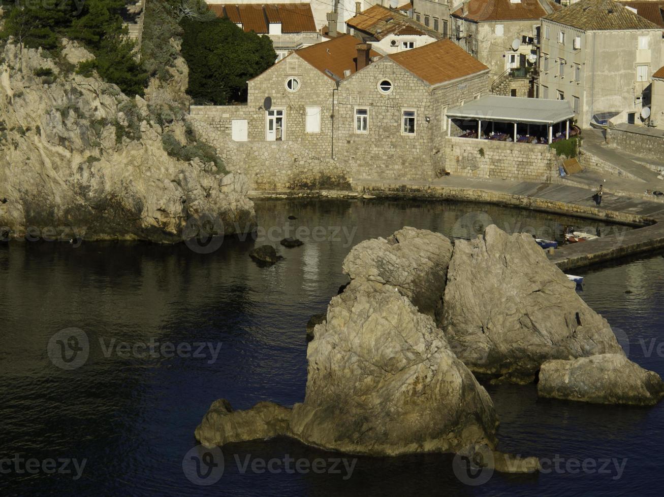 la ciudad de dubrovnik en croacia foto