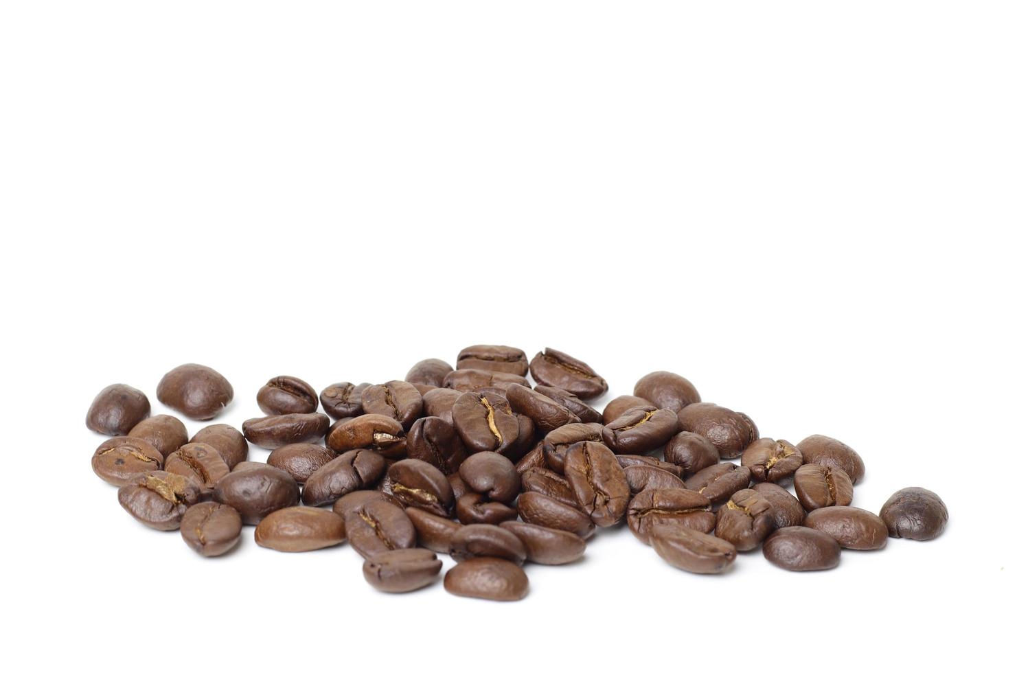 Coffee beans on white background 8617340 Stock Photo at Vecteezy