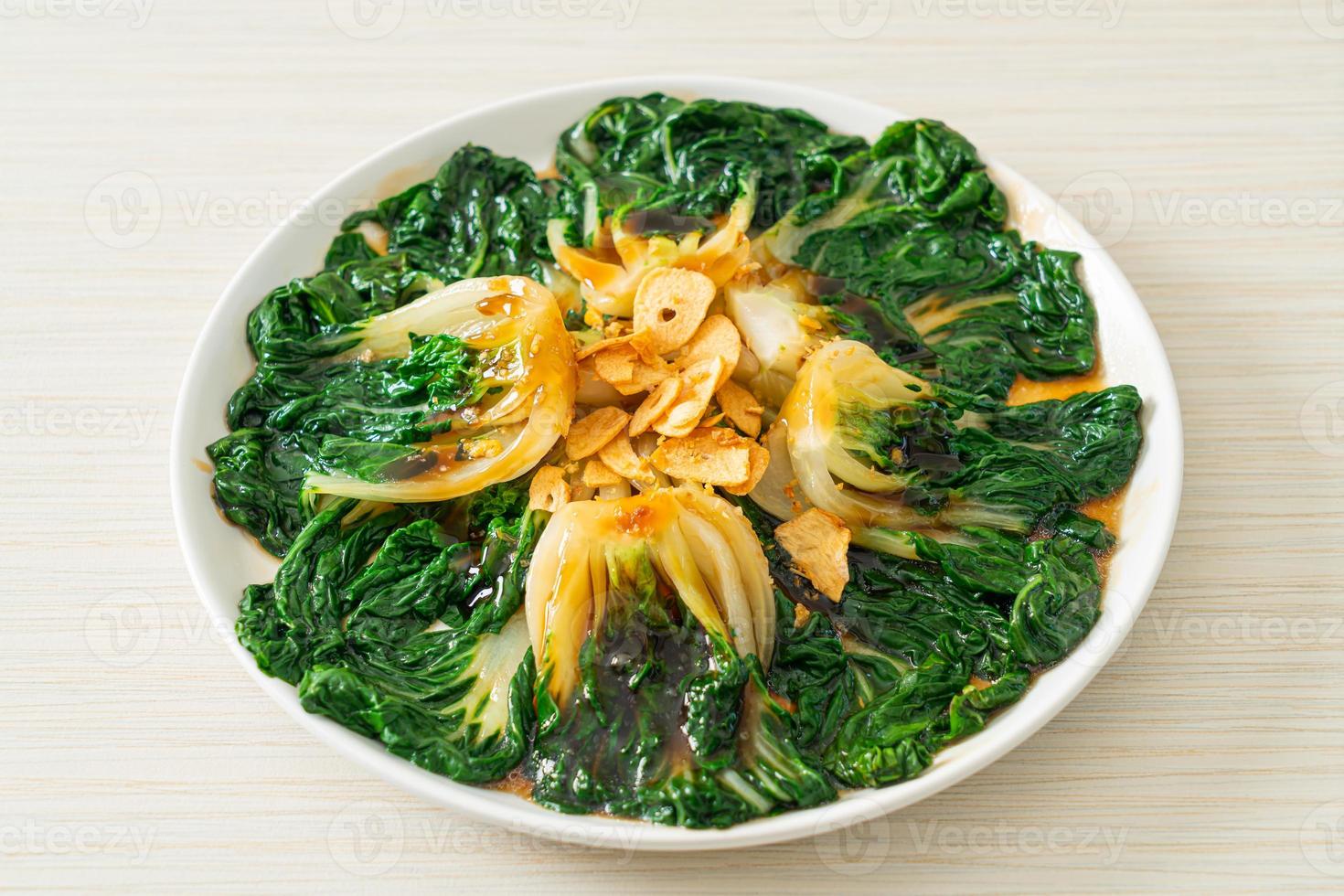 col china baby con salsa de ostras y ajo foto