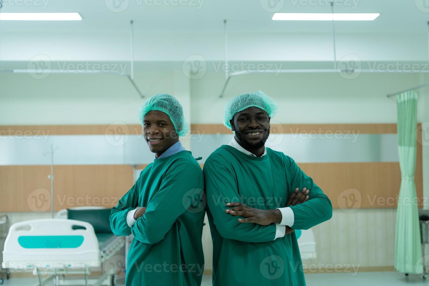 satisfecho y de buen humor que puede ayudar a los pacientes con éxito foto