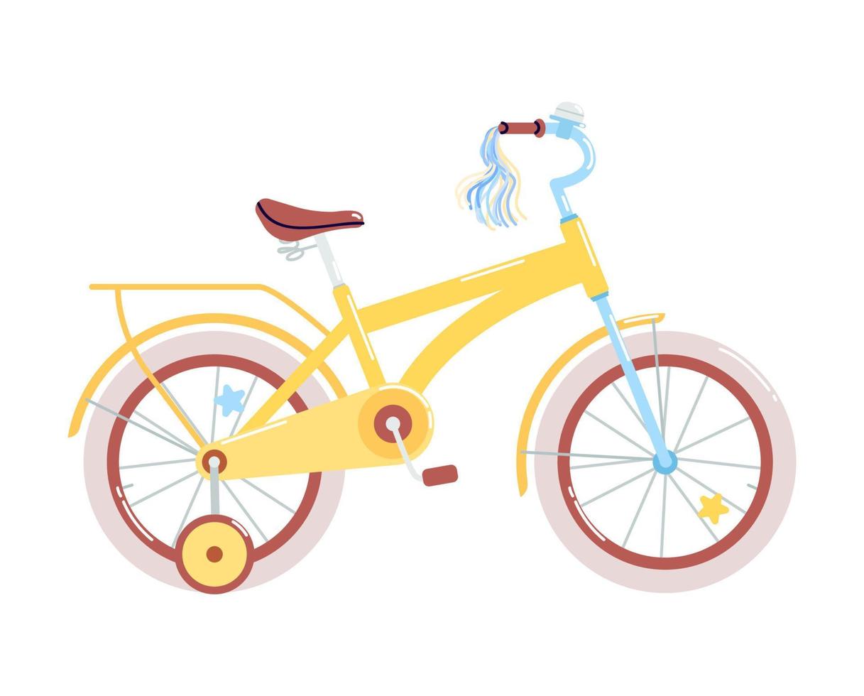 bicicleta amarilla de cuatro ruedas con baúl. bicicleta de dibujos animados con ruedas extraíbles adicionales. vector de ilustración de vehículo aislado sobre fondo blanco.