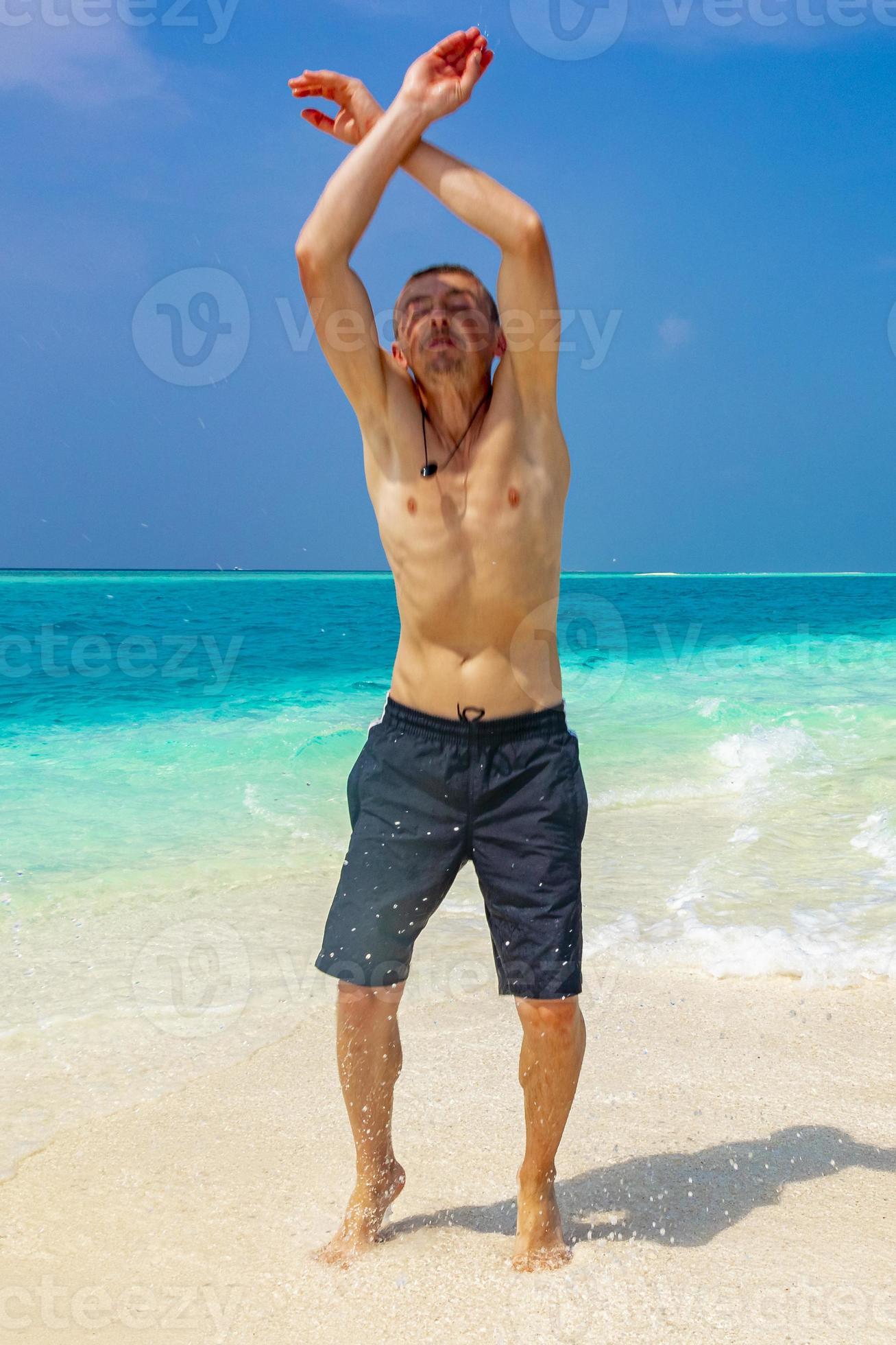 Funny tourist enjoys vacation on island Madivaru Finolhu Rasdhoo Maldives. 8682937 Stock Photo at Vecteezy Funny tourist enjoys vacation on island Madivaru Finolhu Rasdhoo Maldives. 8682937 Stock Photo at Vecteezy