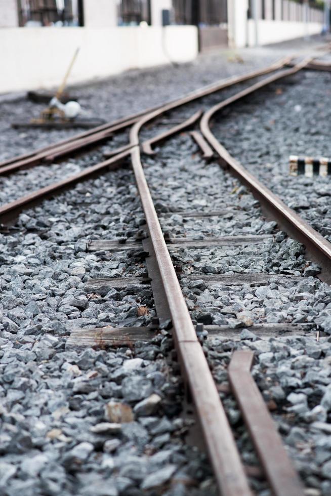 nudo ferroviario cerca de la estacion de gijon foto