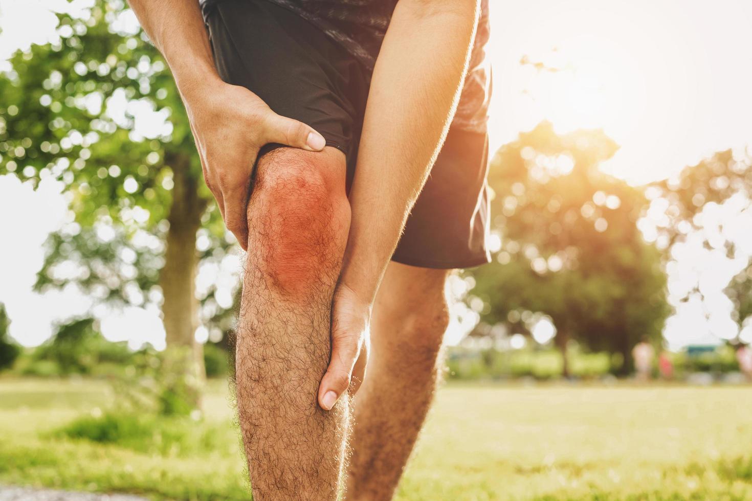 Men injured from exercise Use your hands to hold your knees photo