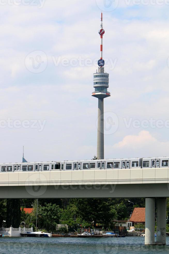 Full-flowing Danube in the Austrian capital Vienna photo