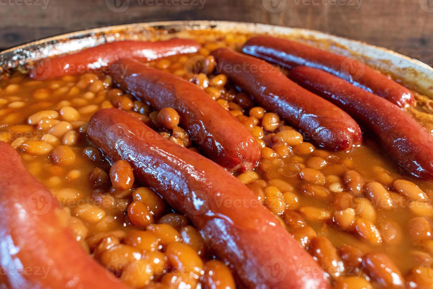 closeup of frank and beans 8724585 Stock Photo at Vecteezy