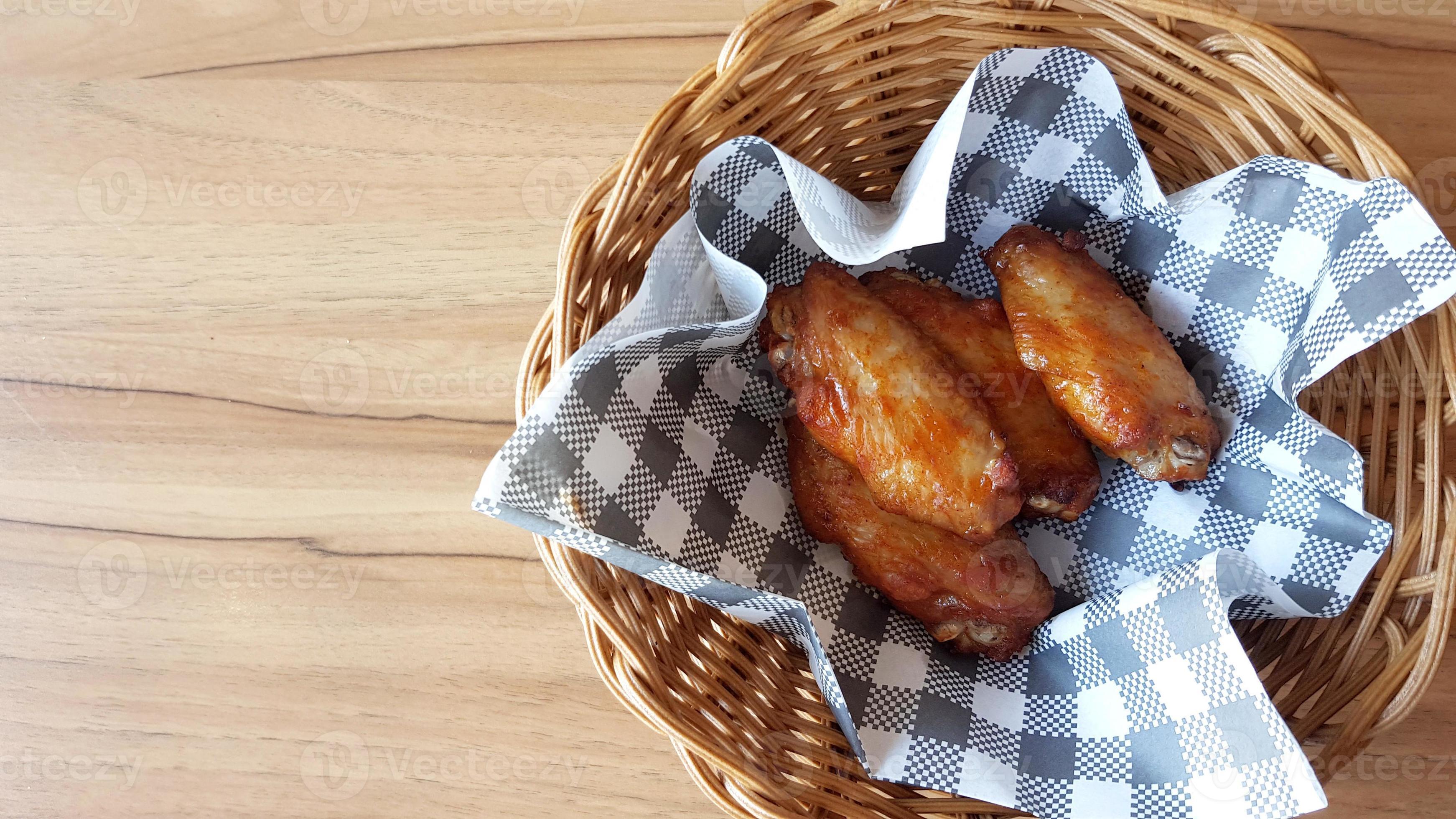 Korean style fried chicken wings 8728052 Stock Photo at Vecteezy