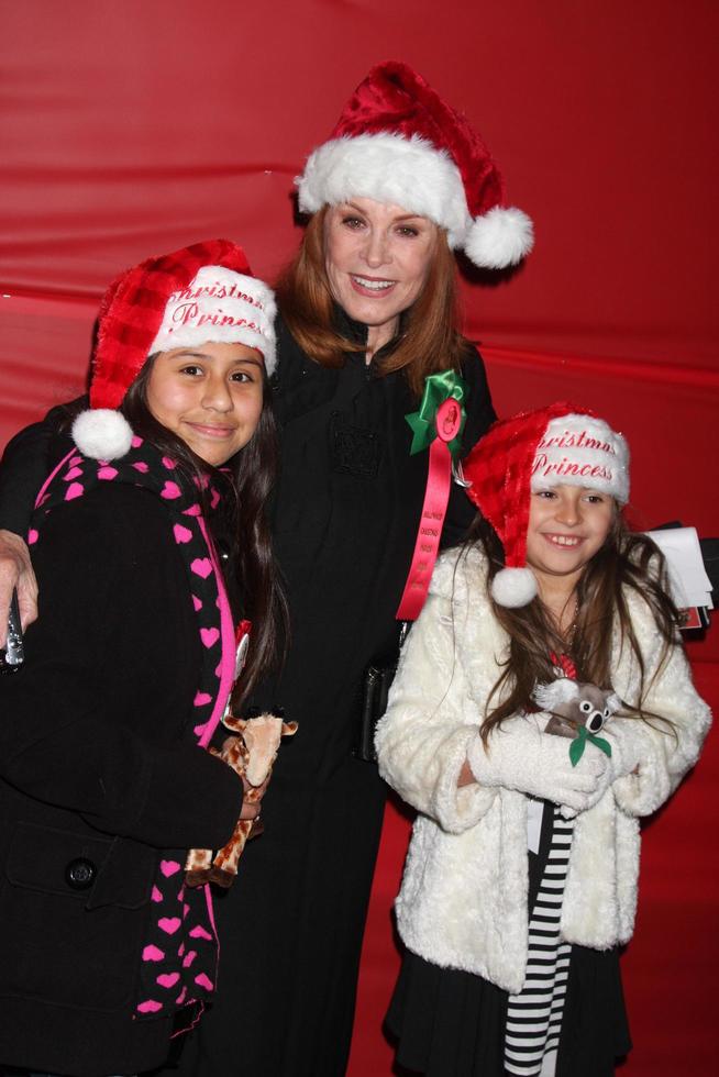 LOS ANGELES, NOV 28 -  Stefanie Powers, Hollywood Christmas Parade Princesses arrives at the 2010 Hollywood Christmas Parade at Hollywood Boulevard on November 28, 2010 in Los Angeles, CA photo