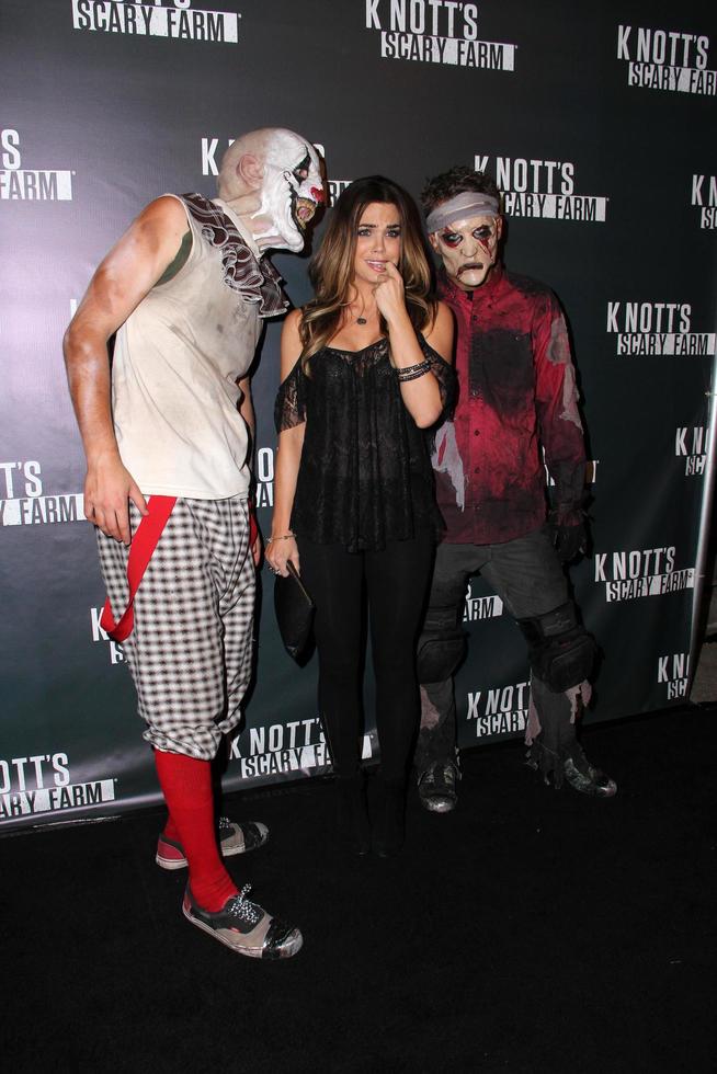 LOS ANGELES, OCT 3 -  Jillian Murray at the Knott s Scary Farm Celebrity VIP Opening at Knott s Berry Farm on October 3, 2014 in Buena Park, CA photo