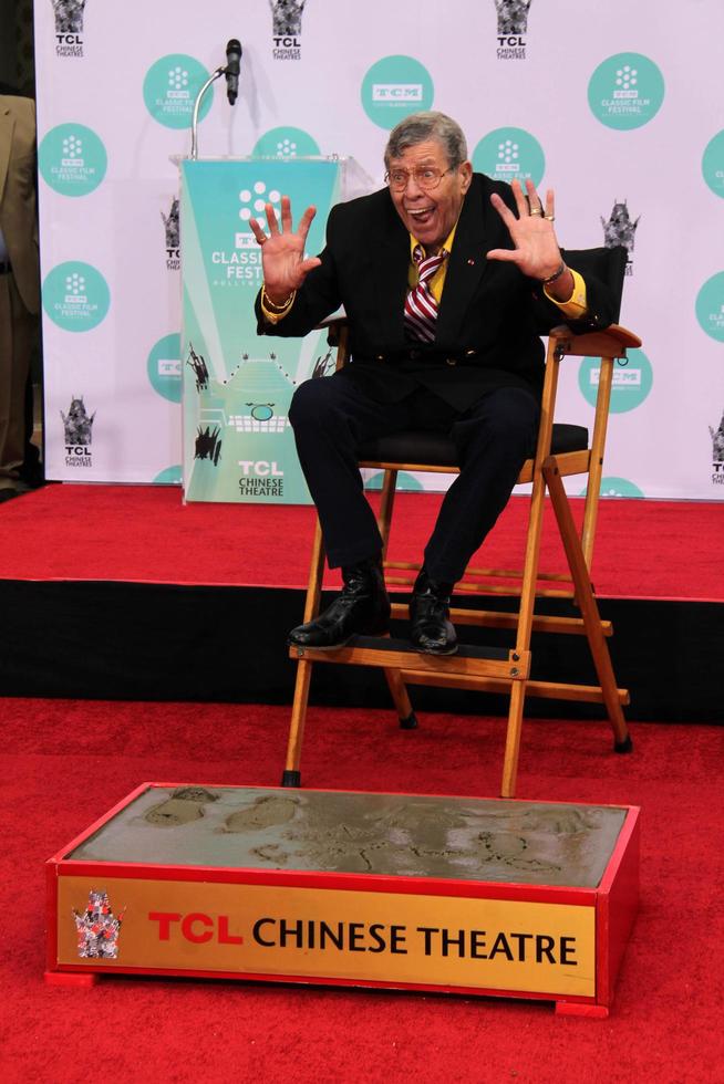 LOS ANGELES, APR 12 -  Jerry Lewis at the Jerry Lewis Hand and Footprint Ceremony at TCL Chinese Theater on April 12, 2014 in Los Angeles, CA photo