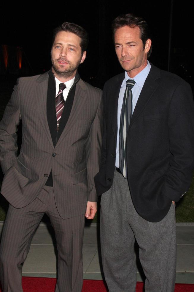 LOS ANGELES, JAN 7 -  Jason Priestley, Luke Perry arrives at the Hallmark Winter 2011 TCA Party at Tournament of Roses Parade House on January 7, 2011 in Pasadena, CA photo