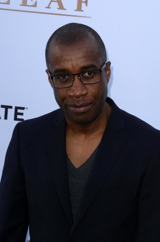 los angeles, jun 15 - clement virgo en el estreno de la serie propia de greenleaf en the the lot el 15 de junio de 2016 en west hollywood, ca foto