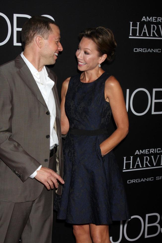 LOS ANGELES, AUG 13 -  Jon Cryer, Lisa Joyner Cryer at the JOBS Los Angeles Screening at the Regal 14 Theaters on August 13, 2013 in Los Angeles, CA photo