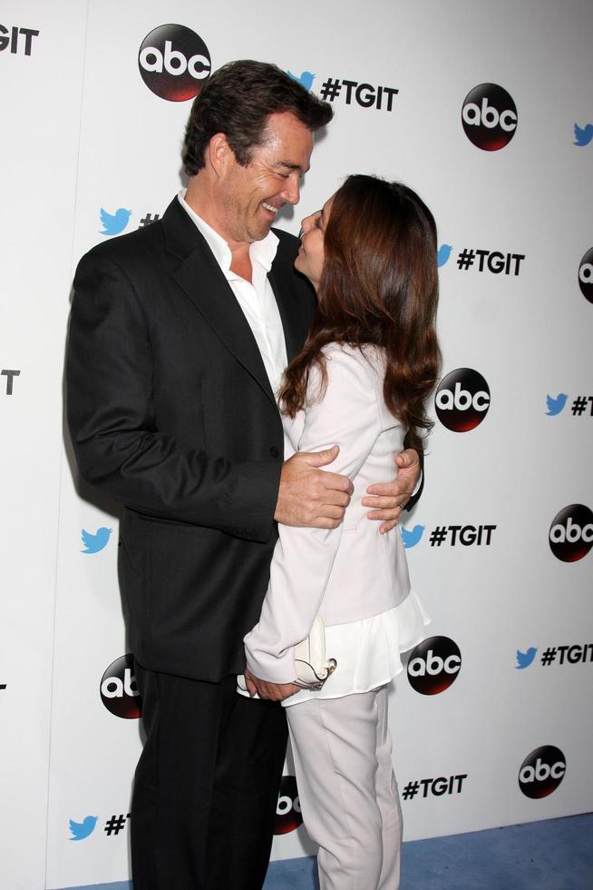 los angeles, 20 de septiembre - jon tenney en el evento de estreno de tgit para anatomía de grey, escándalo, cómo salirse con la suya en palihouse el 20 de septiembre de 2014 en west hollywood, ca foto