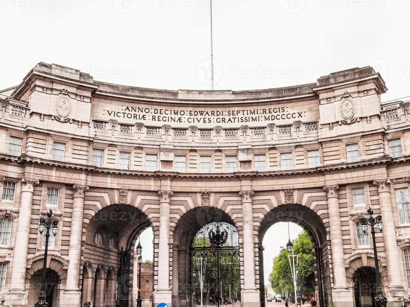HDR Admiralty Arch, London photo