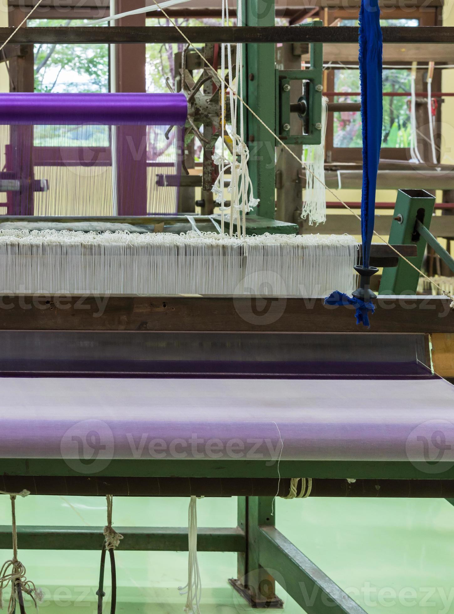 Old loom machine 8850698 Stock Photo at Vecteezy